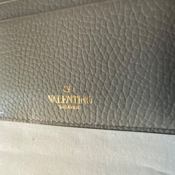 NEW Valentino Garavani Grey Leather Silver RockStud Cards Holder NWT - Picture 12 of 14